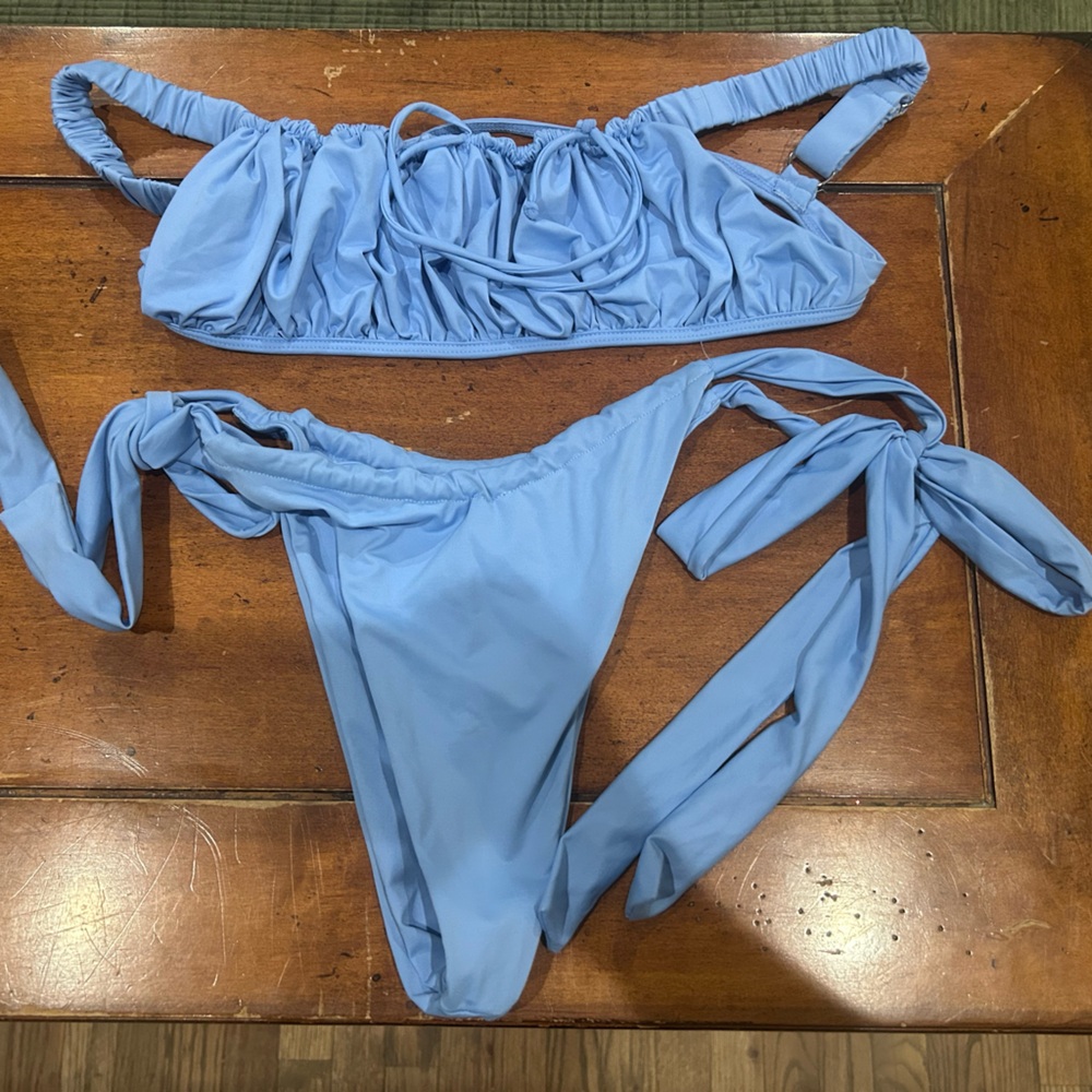 Frankie’s Bikini